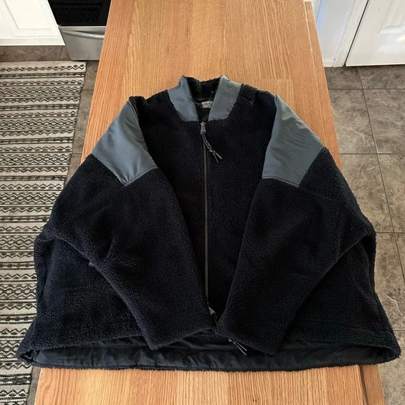 Free People Tournament Fleece black/gray NWOT size M - Picture 6 of 10